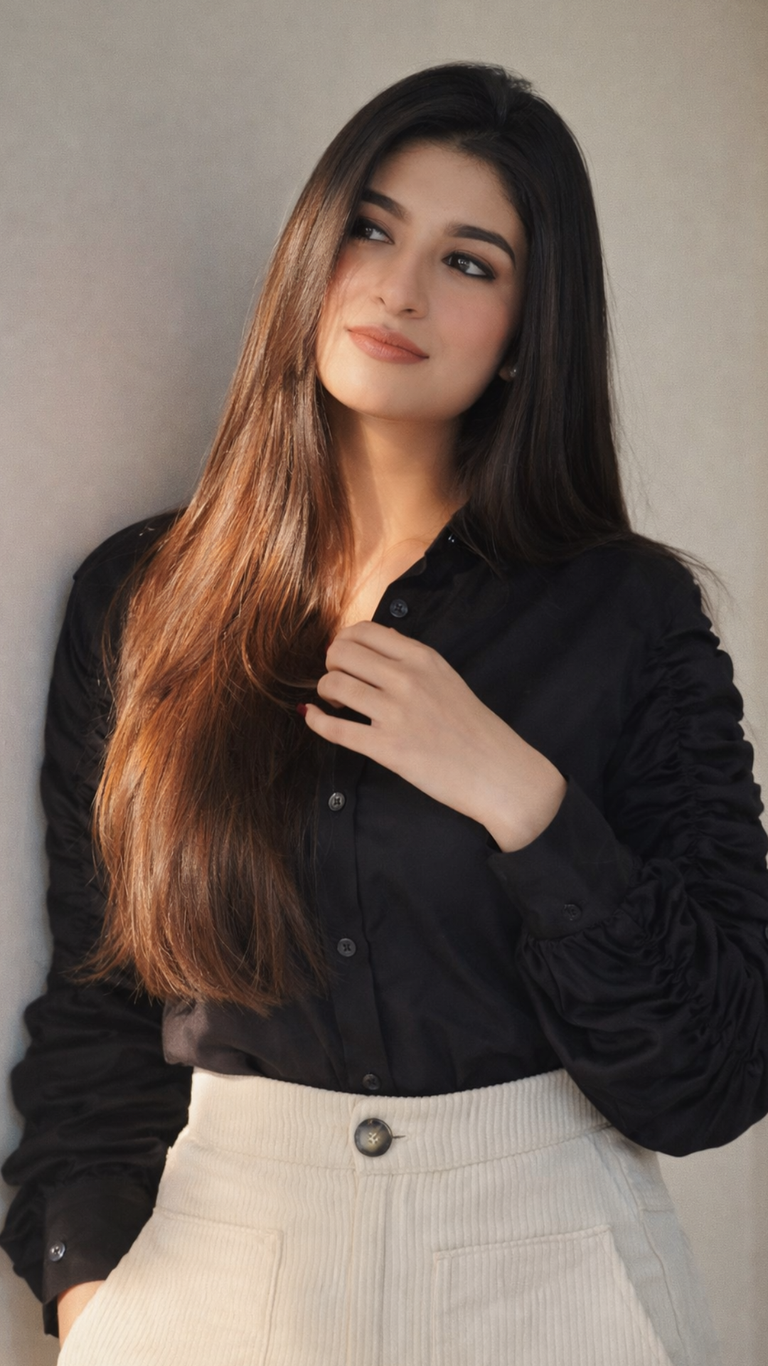 Exclusive Escort Nitu in office dress
